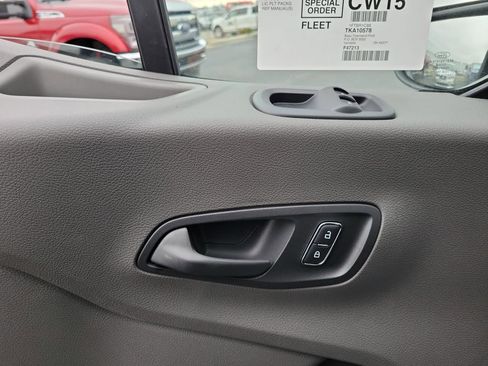 New 2026 Ford Transit 250 148 Medium Roof image 18