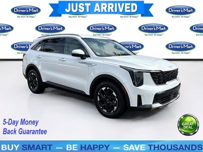 Used 2025 Kia Sorento S