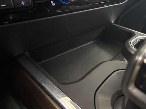 Used 2024 Chevrolet Silverado 1500 High Country w/ High Country Premium Package image 43