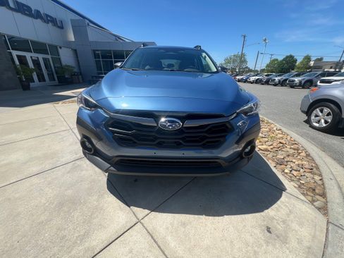 Certified 2024 Subaru Crosstrek 2.0i Premium image 2