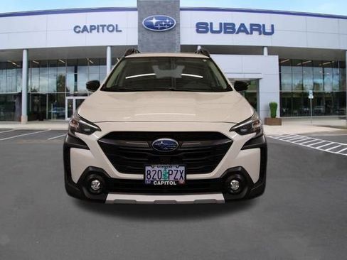 Used 2025 Subaru Outback Limited image 2