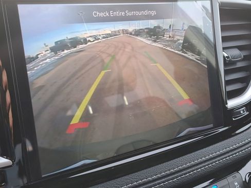 New 2026 Chrysler Pacifica Select FWD image 7