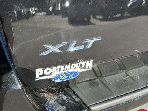 Used 2022 Ford Explorer XLT w/ Equipment Group 202A AWD/4WD image 22
