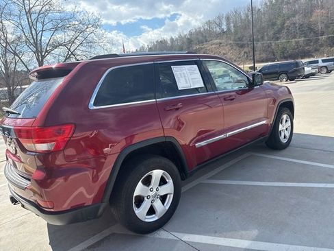 Used 2013 Jeep Grand Cherokee Laredo image 4