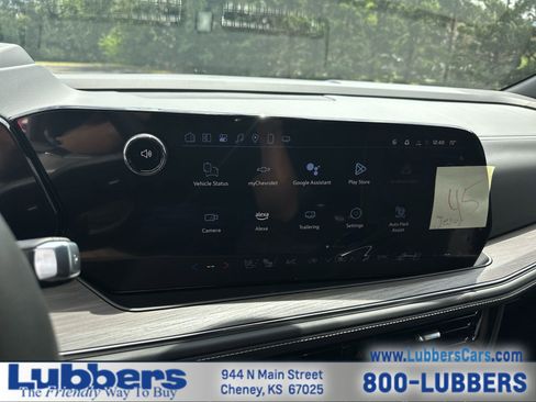 New 2025 Chevrolet Suburban Premier AWD/4WD image 15