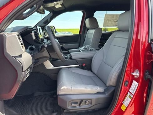 Used 2026 Toyota Tundra Limited w/ TRD Off-Road Package AWD/4WD image 20