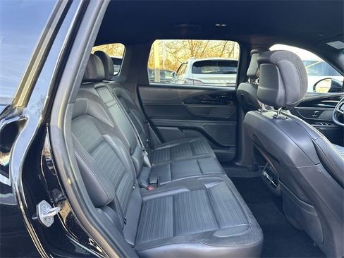 Certified 2024 Lincoln Nautilus Reserve w/ Jet Appearance Package (87T) image 35