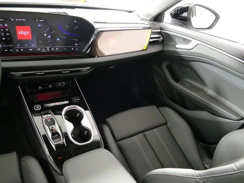 New 2026 Audi A6 Prestige AWD/4WD image 9