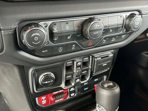 New 2026 Jeep Wrangler Unlimited Rubicon w/ Safety Group image 25