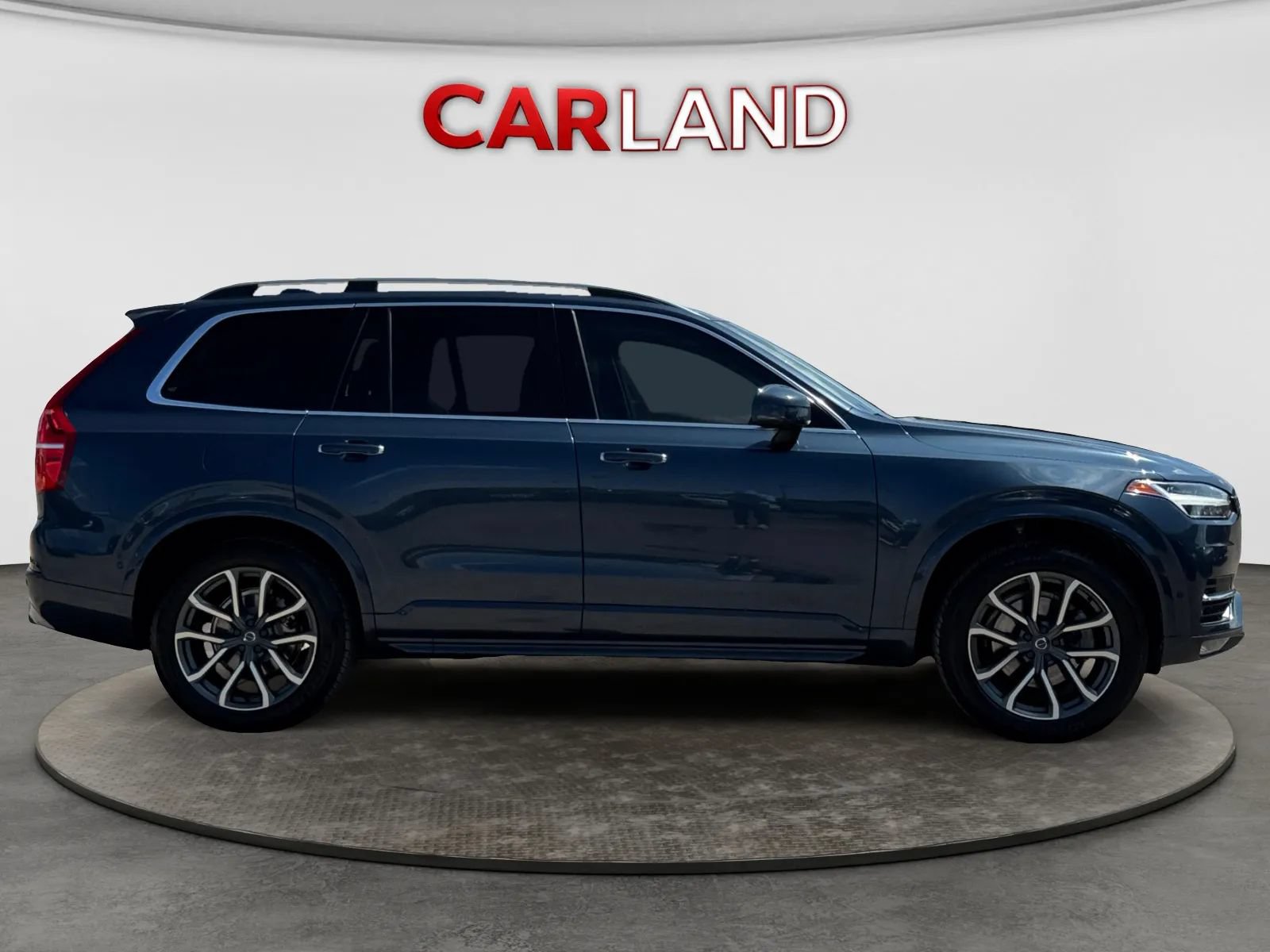 Used 2018 Volvo XC90 T5 Momentum w/ Convenience Package FWD image 7