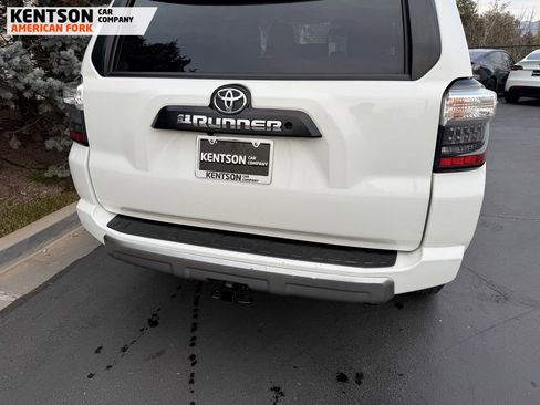 Used 2020 Toyota 4Runner TRD Off-Road image 34