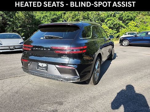 Certified 2026 Genesis GV70 2.5T Select AWD/4WD image 3