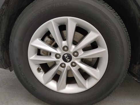 Used 2020 Kia Sorento LX FWD image 31