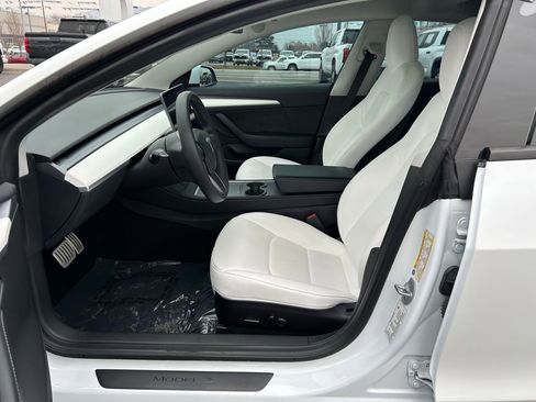 Used 2023 Tesla Model 3 Performance image 11