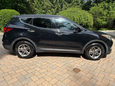 Used 2017 Hyundai Santa Fe Sport AWD/4WD image 9