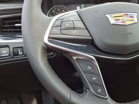 New 2025 Cadillac XT5 Premium Luxury image 34