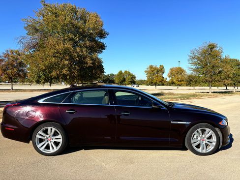 Used 2014 Jaguar XJ L Portfolio image 54