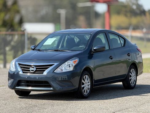 Used 2016 Nissan Versa S Plus image 6