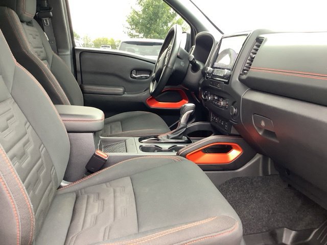 Used 2023 Nissan Frontier PRO-4X w/ Pro Convenience Package AWD/4WD image 26