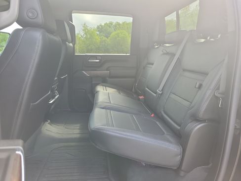 Used 2023 GMC Sierra 2500 Denali w/ Denali Ultimate Package AWD/4WD image 16