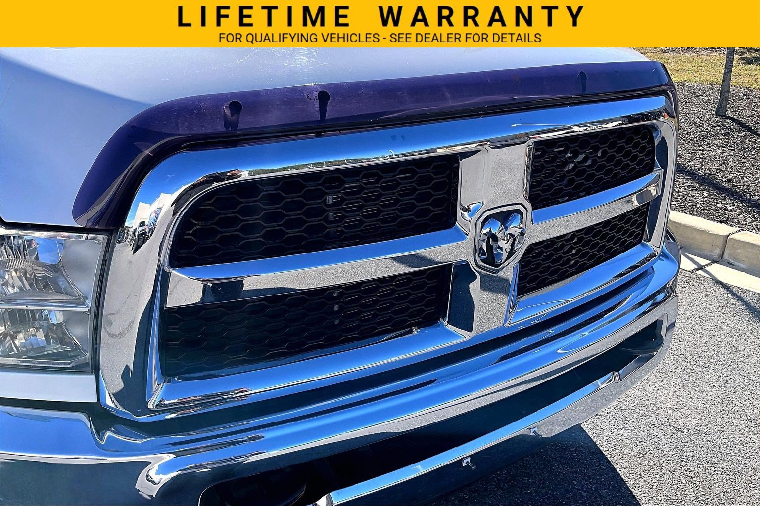 Used 2015 RAM 2500 SLT AWD/4WD image 32