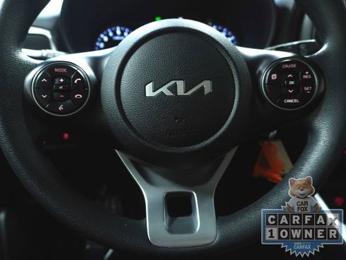 Used 2022 Kia Soul LX w/ Technology Package image 16