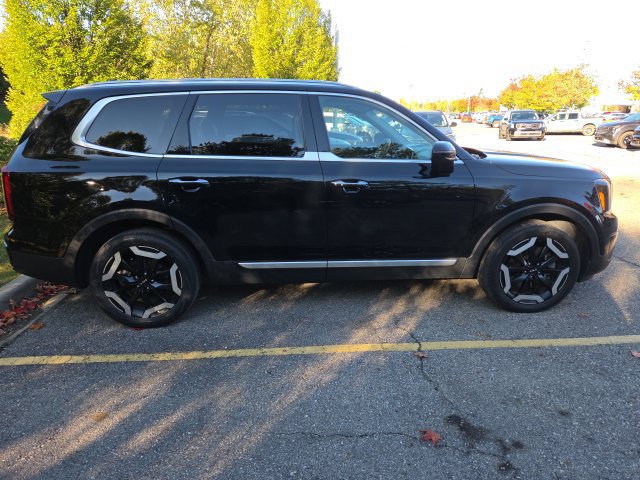 Used 2024 Kia Telluride S w/ S Sunroof Package AWD/4WD image 4