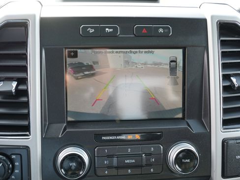 Used 2018 Ford F150 Lariat w/ Equipment Group 502A Luxury image 33