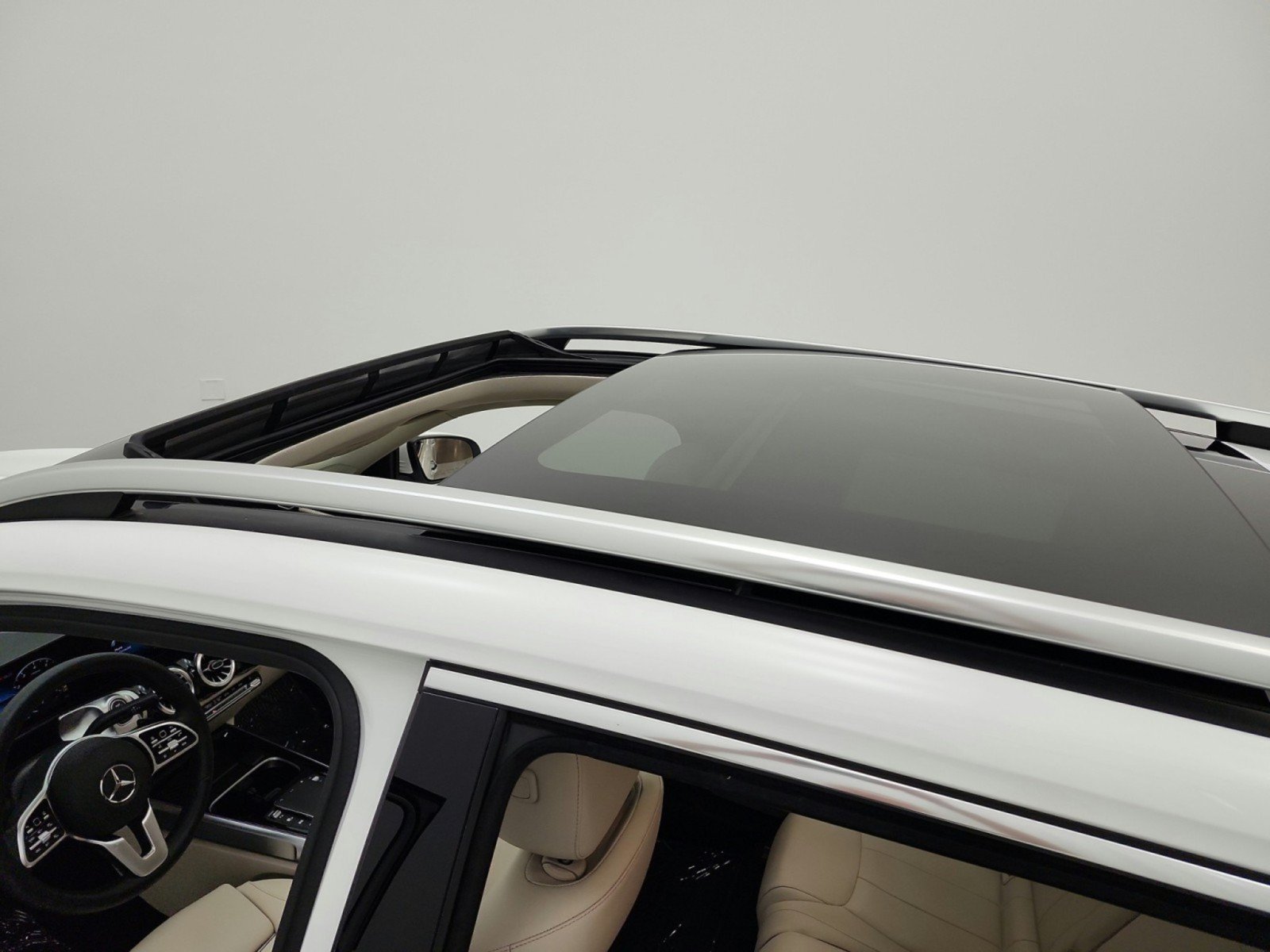 Used 2023 Mercedes-Benz GLB 250 image 11
