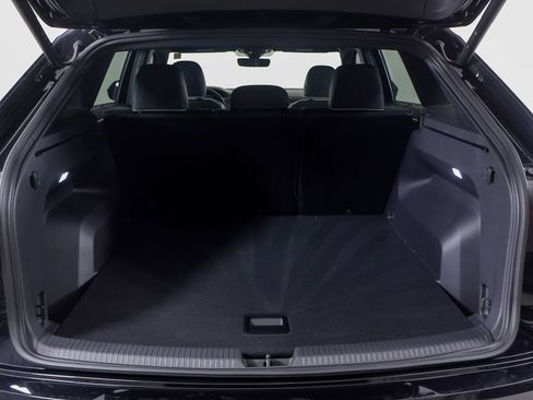 Used 2024 Volkswagen Atlas Cross Sport SEL Premium R-Line image 39