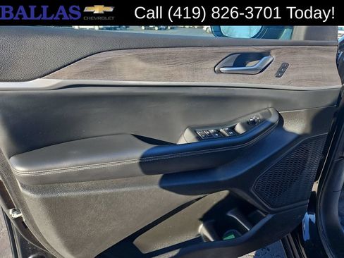 Used 2024 Jeep Grand Cherokee L Limited w/ Luxury Tech Group II AWD/4WD image 23