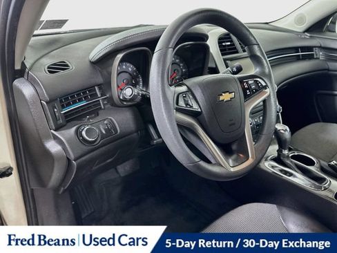 Used 2015 Chevrolet Malibu LT w/ Power Convenience Package FWD image 14