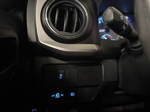 Used 2021 Toyota Tacoma SR5 image 17