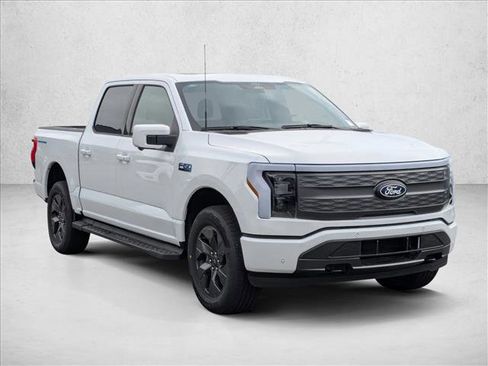 New 2025 Ford F150 Lightning Lariat image 7
