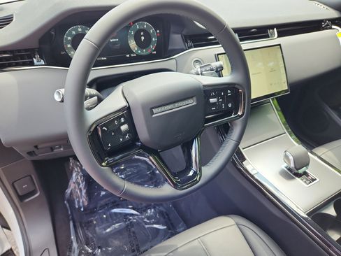 Used 2026 Land Rover Range Rover Evoque S image 15