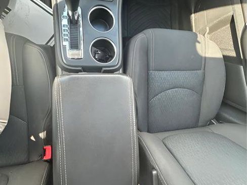 Used 2015 GMC Acadia SLE AWD/4WD image 19
