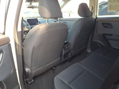 Certified 2023 Nissan Rogue S FWD image 26