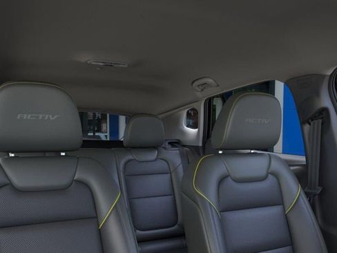 New 2026 Chevrolet Trax ACTIV FWD image 24