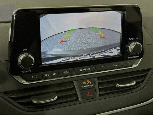 Used 2021 Nissan Altima 2.5 S FWD image 13