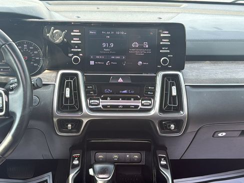 Used 2021 Kia Sorento EX w/ Panoramic Sunroof Package AWD/4WD image 18