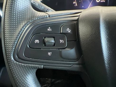 Used 2025 Buick Envista Preferred FWD image 42