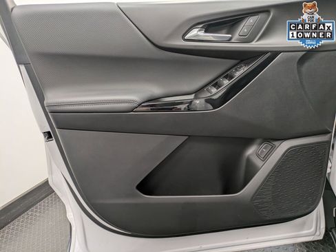 Used 2026 Chevrolet Equinox LT w/ Convenience Package II image 8