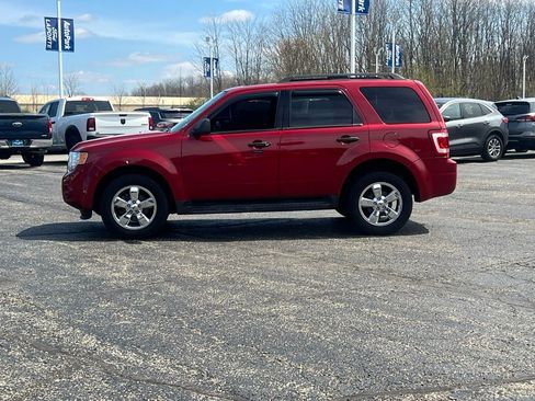 Used 2010 Ford Escape XLT image 4