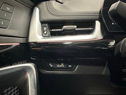 Used 2025 BMW X1 xDrive28i image 17