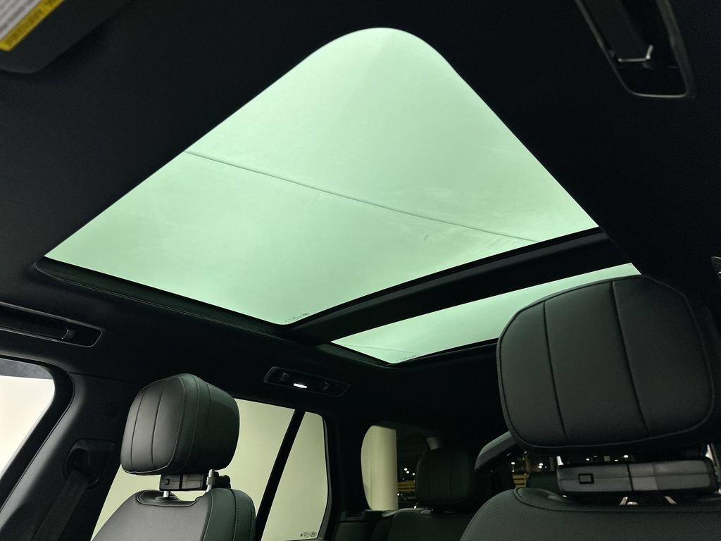 New 2026 Land Rover Range Rover SE AWD/4WD image 11