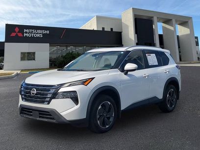 Used 2025 Nissan Rogue SV w/ SV Premium Package
