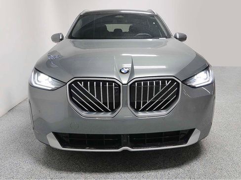 Certified 2025 BMW X3 xDrive30i w/ Premium Package image 2