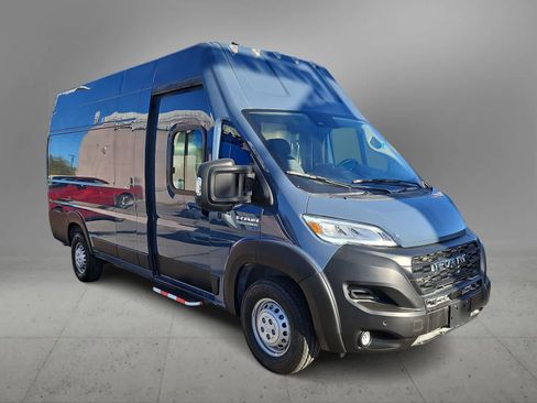 Used 2024 RAM ProMaster 3500 image 2