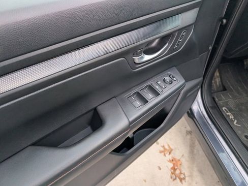 Used 2025 Honda CR-V Sport-L image 11