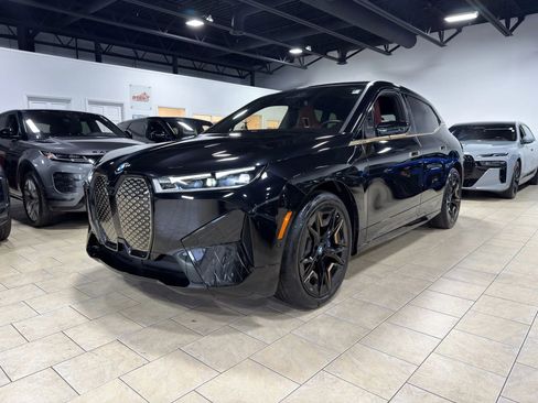 Used 2023 BMW iX M60 w/ Executive Package image 11